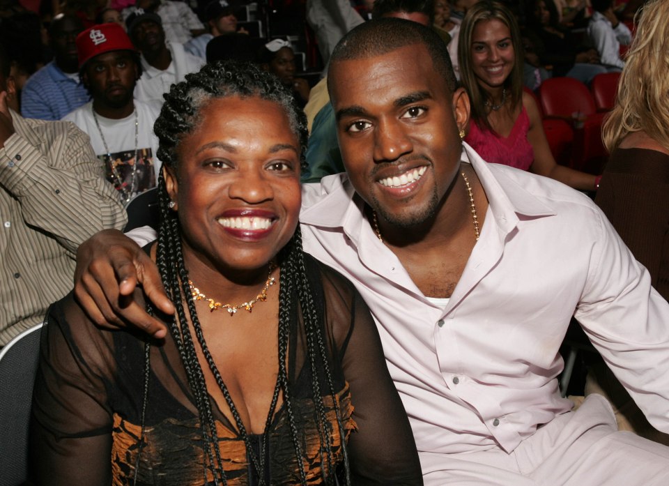  Kanye, with his mum Donda, who passed away in 2007