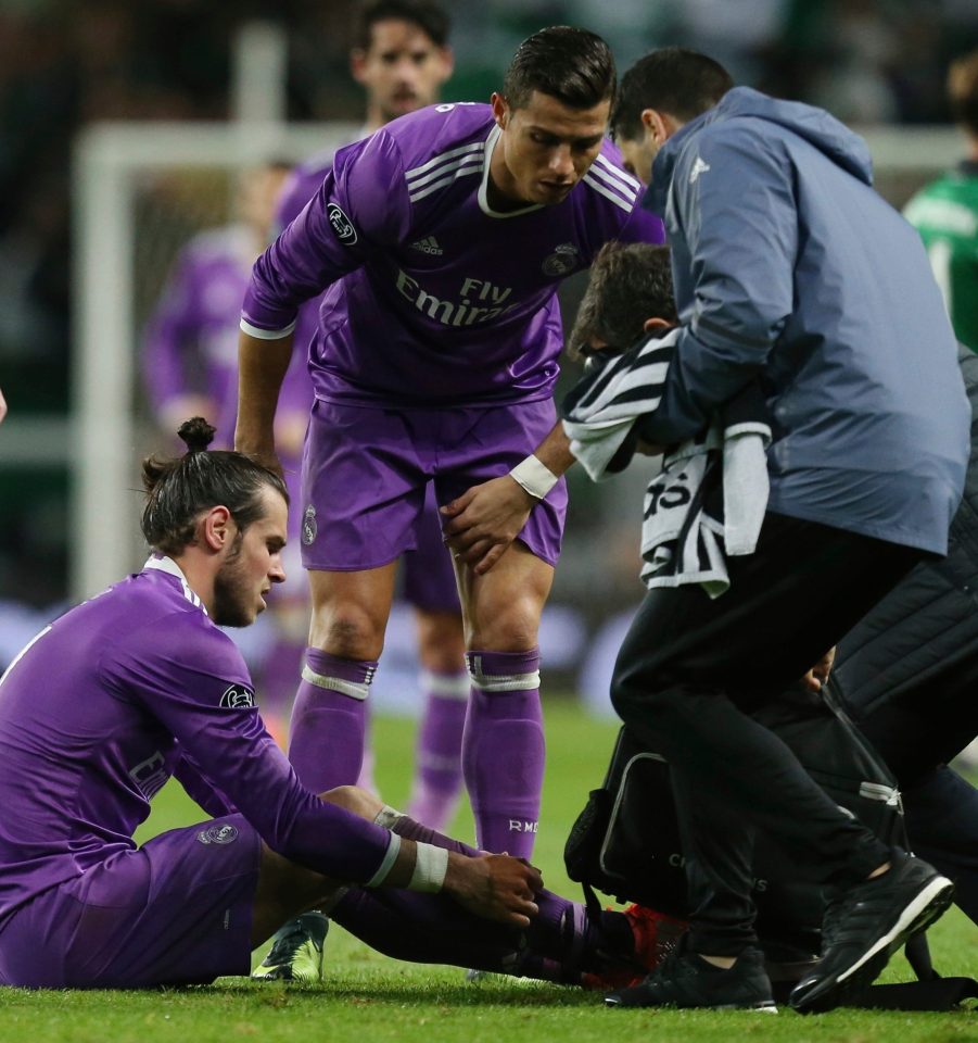  It means Bale is a doubt for El Clasico on December 3