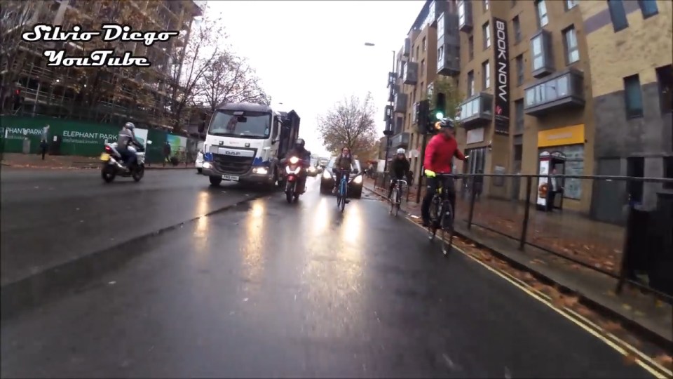 The driver caught the cyclist's attention when he came speeding up behind him in a bus lane