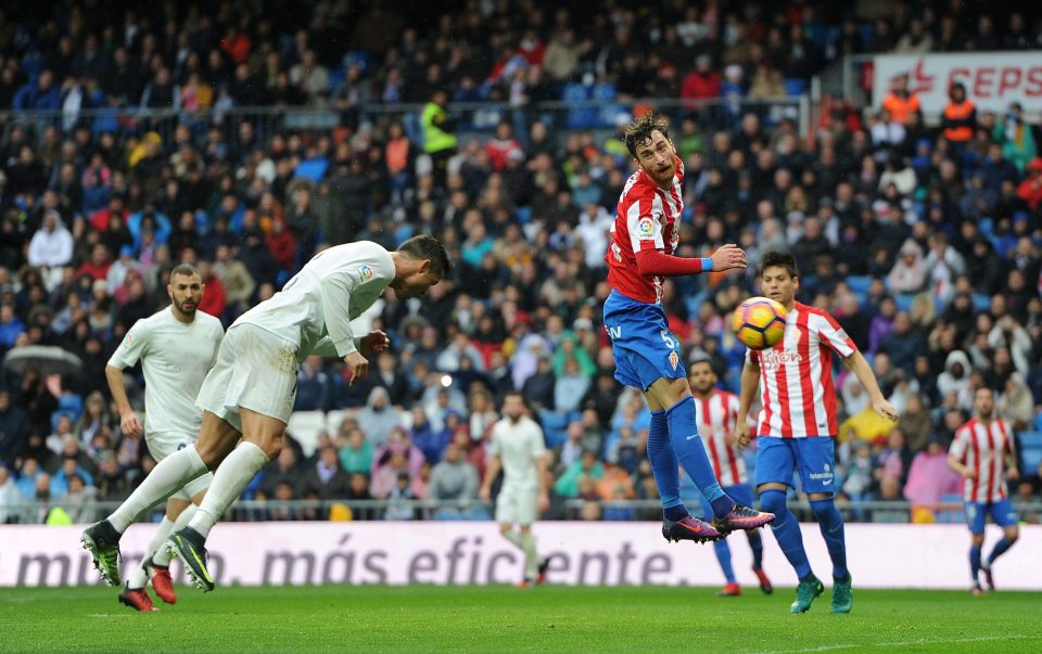  Cristiano Ronaldo powered a home a second with his head as Real went 2-0 ahead