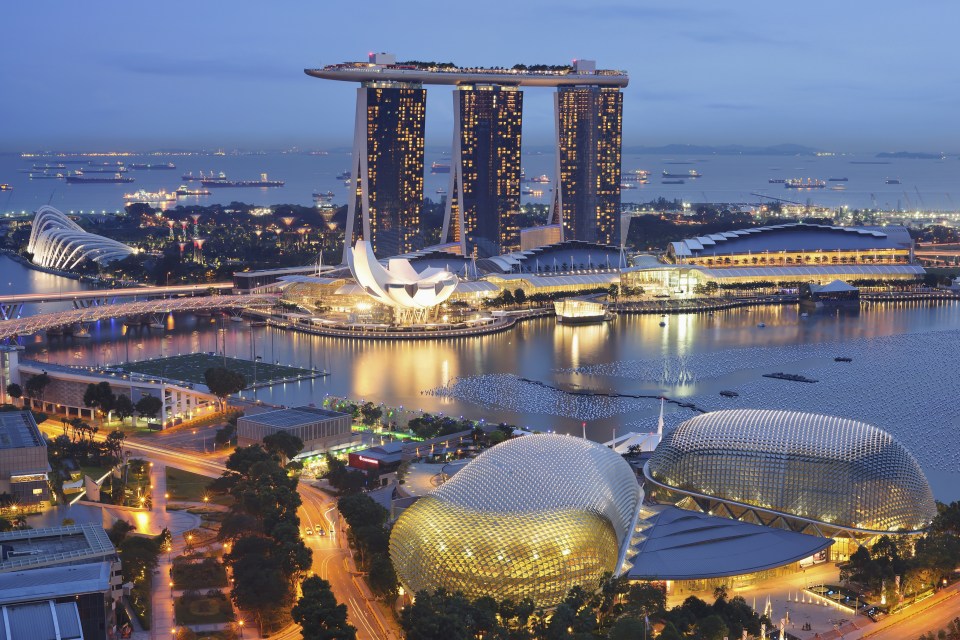 Flower Dome,Gardens By The Bay,Art Science Museum,Esplanade,Marina Bay Sands,Marina Bay,Singapore