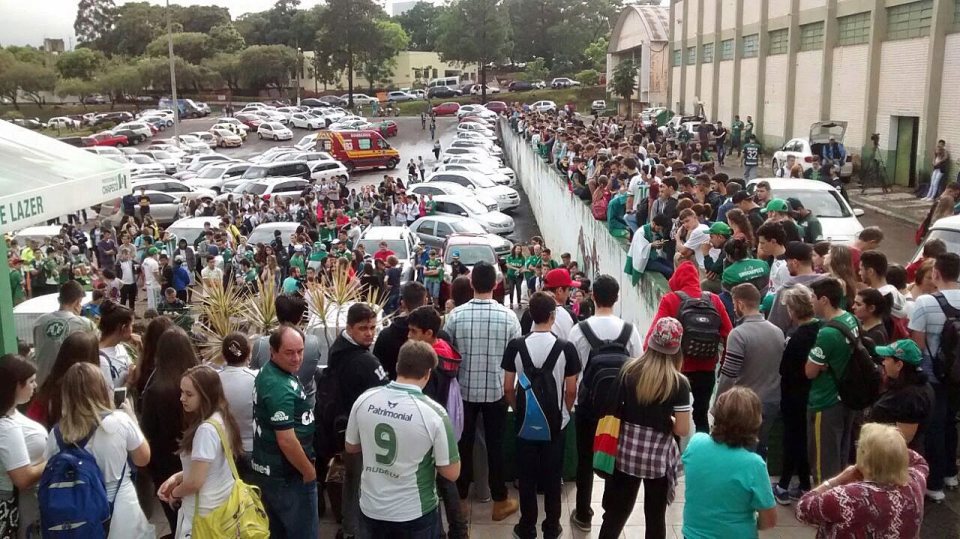  Fans flocked to Chapcoense's home ground to pay tribute to the club