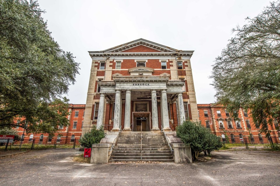  The entrance to this terrifying hospital doesn't give away what lies inside