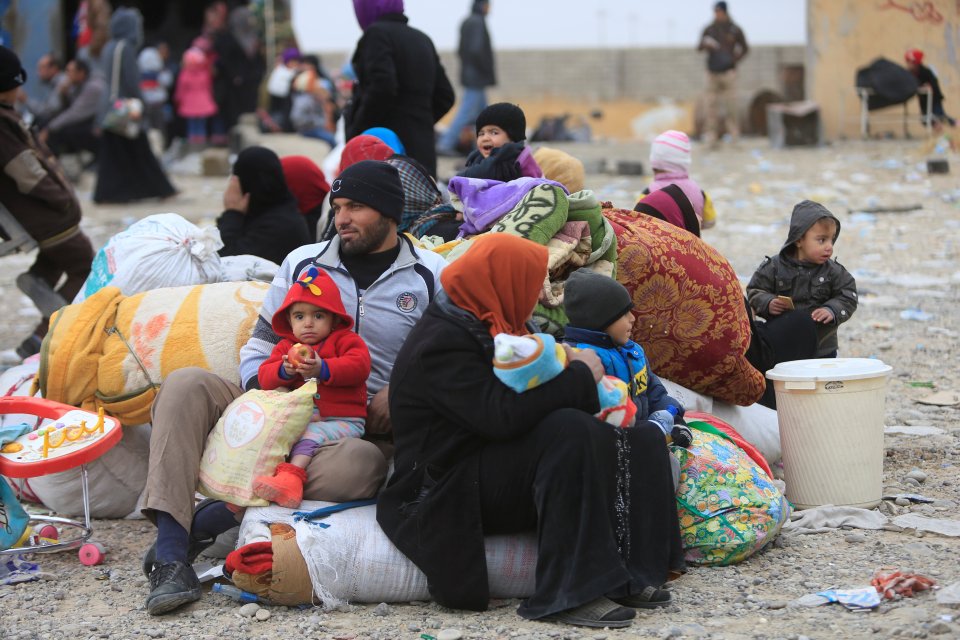  Families wait for transfer to nearby aid camps