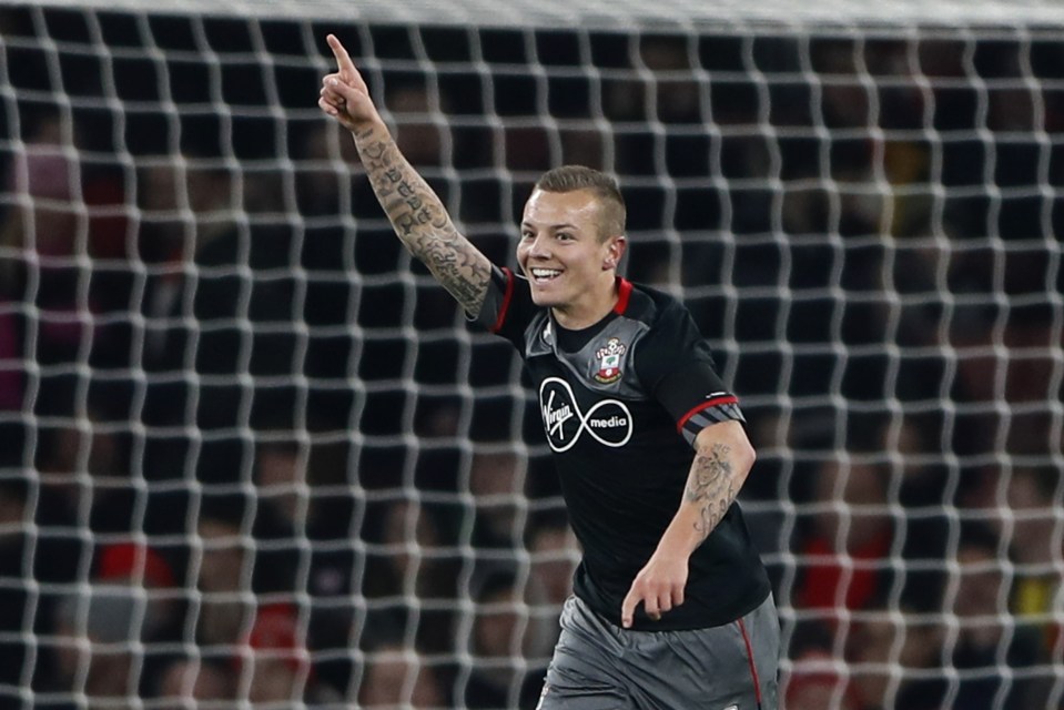  Jordy Clasie got Southampton off to the perfect start