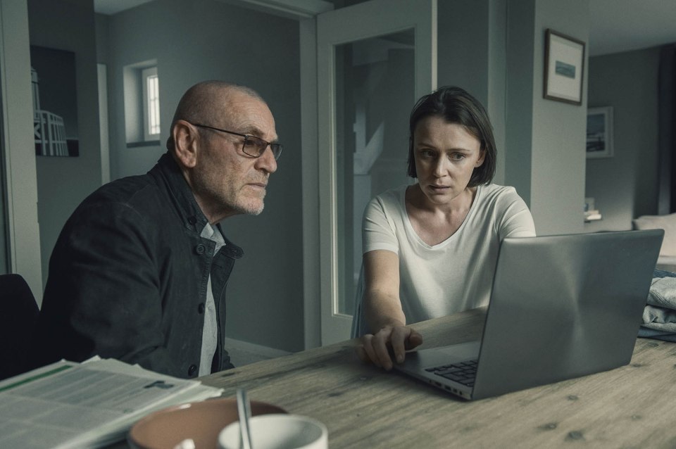  Gemma (Keeley Hawes) is desperate to find out what really happened to her daughter Alice