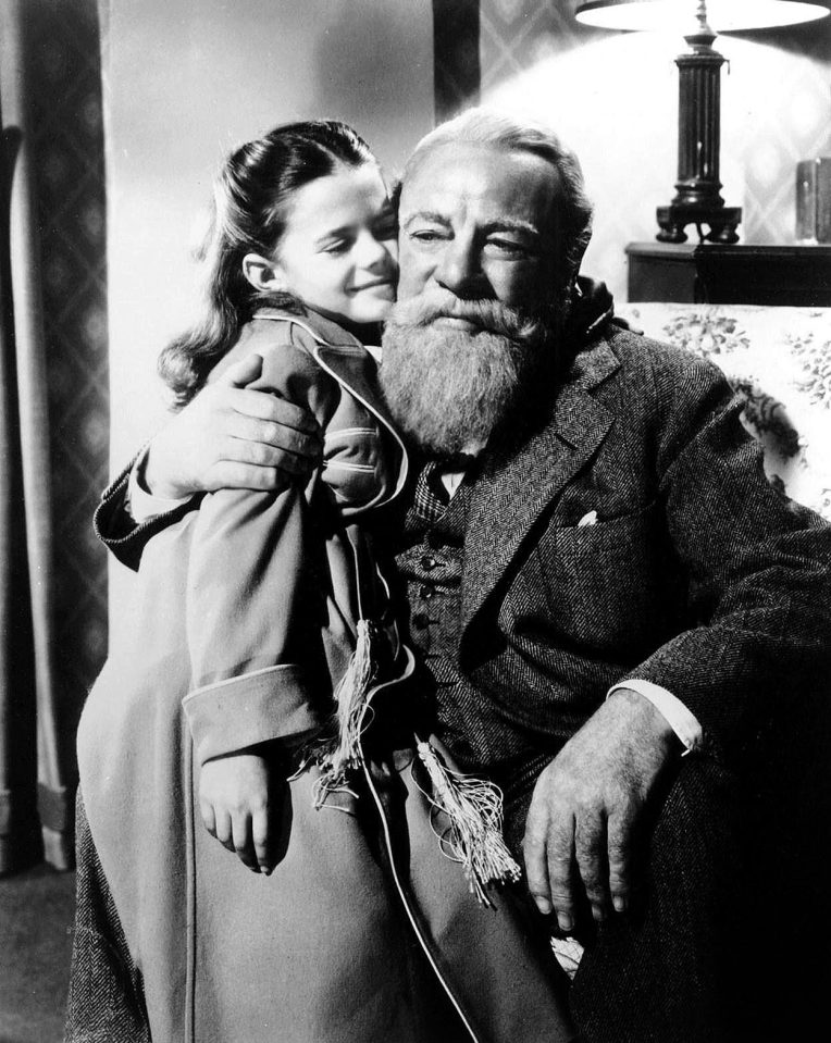  Bosses demanded that Miracle on 34th Street be distanced from Christmas