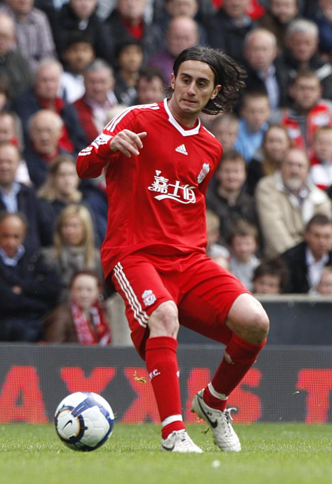  Alberto Aquilani never adjusted to life in England at Liverpool