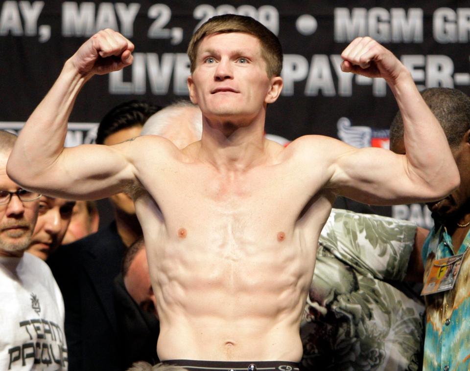  Hatton's weight often ballooned before he slimmed down for fights