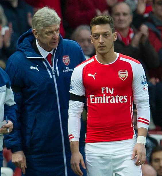  Will Arsene Wenger listen to Mesut Ozil and bring in Julian Draxler