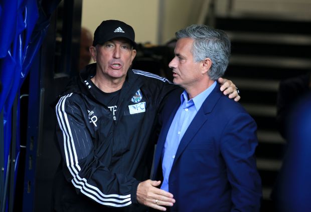 Tony Pulis and Jose Mourinho will both be hoping for victory on Saturday