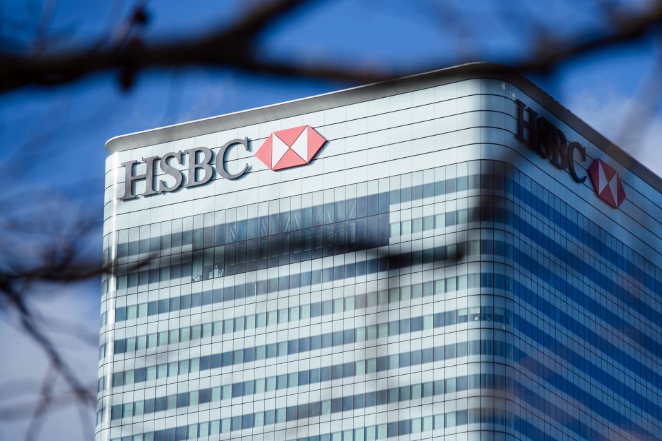  To get the HSBC Advance account you need to pay in more than £1,750 a month