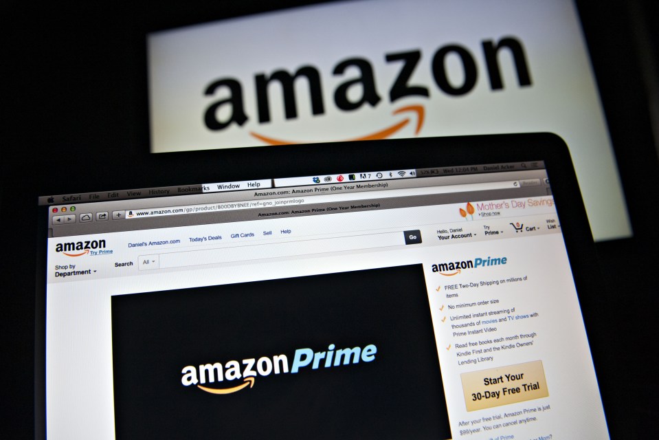  Brit online shoppes are the target of a new scam using the logo of popular retailer Amazon