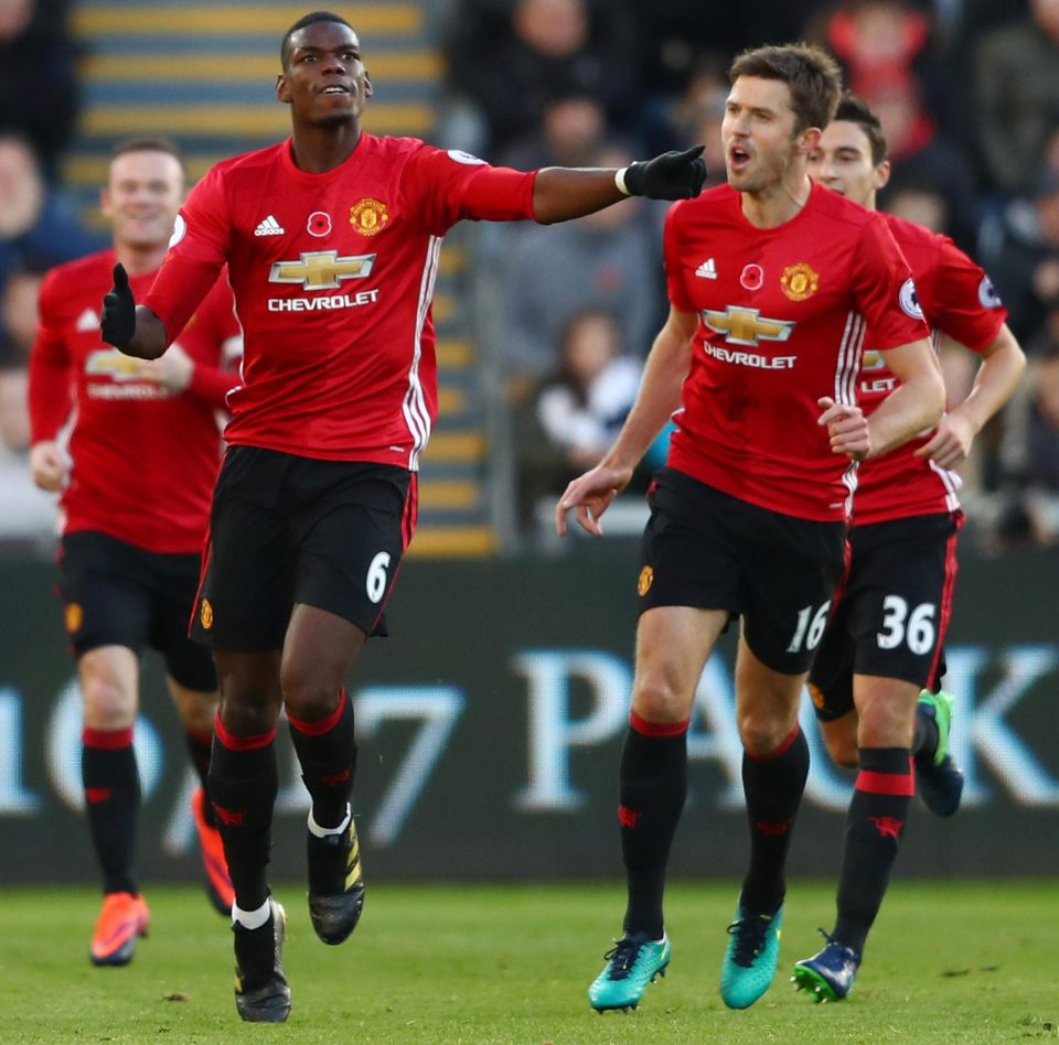  Paul Pogba and Ander Herrera are working well together