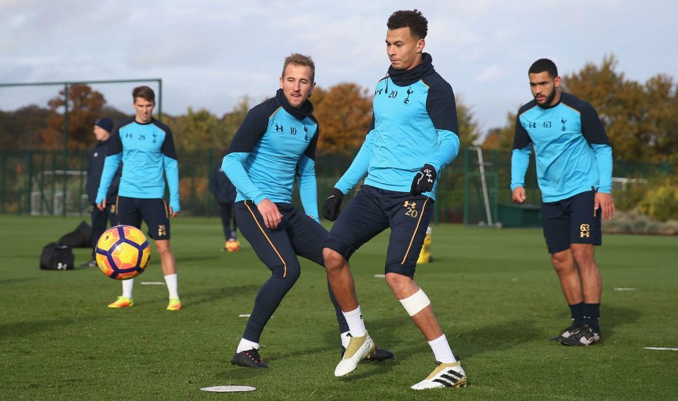  Harry Kane and Dele Alli in training as Tottenham try to turn around slump