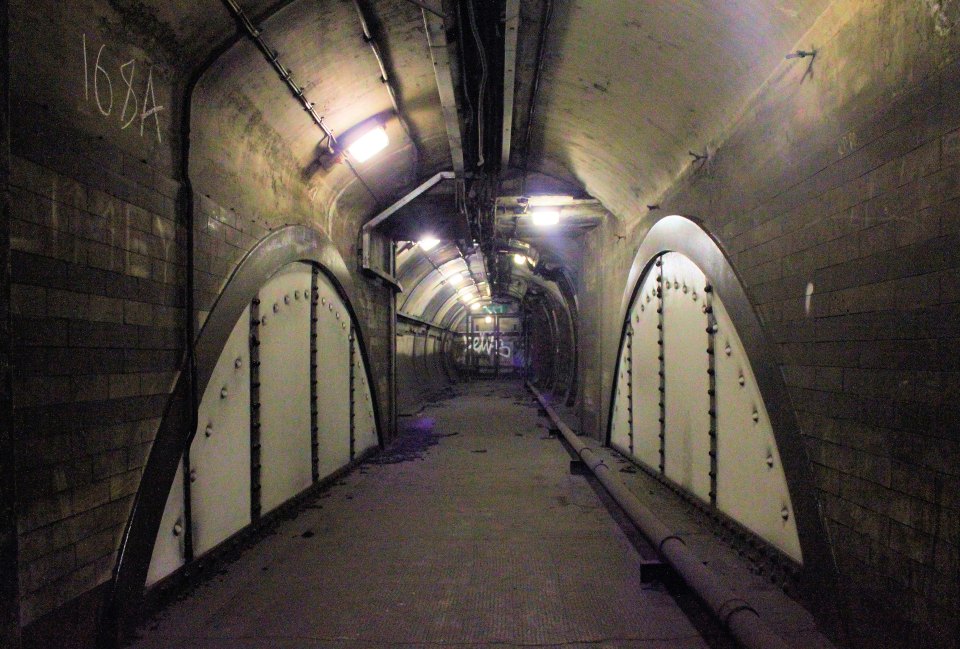  South Kentish Town closed in 1924 but was used as an air raid shelter during the blitz