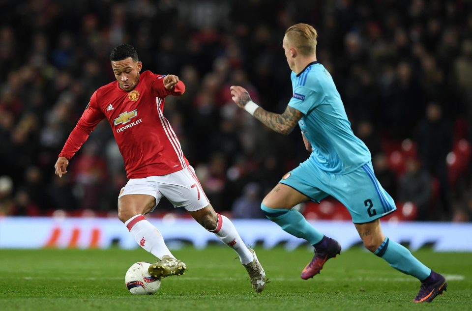  Everton are desperate to sign Memphis Depay from Man Utd