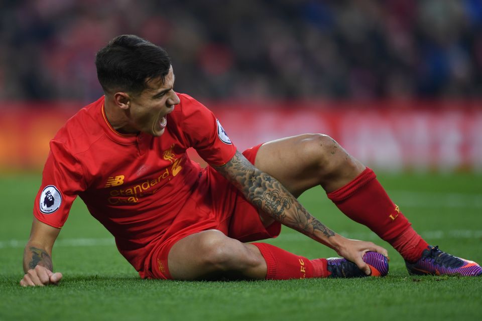  Philippe Coutinho is fighting to be fit to face Manchester City