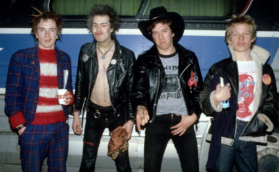 Photo of Steve JONES and SEX PISTOLS and Johnny ROTTEN and Sid VICIOUS