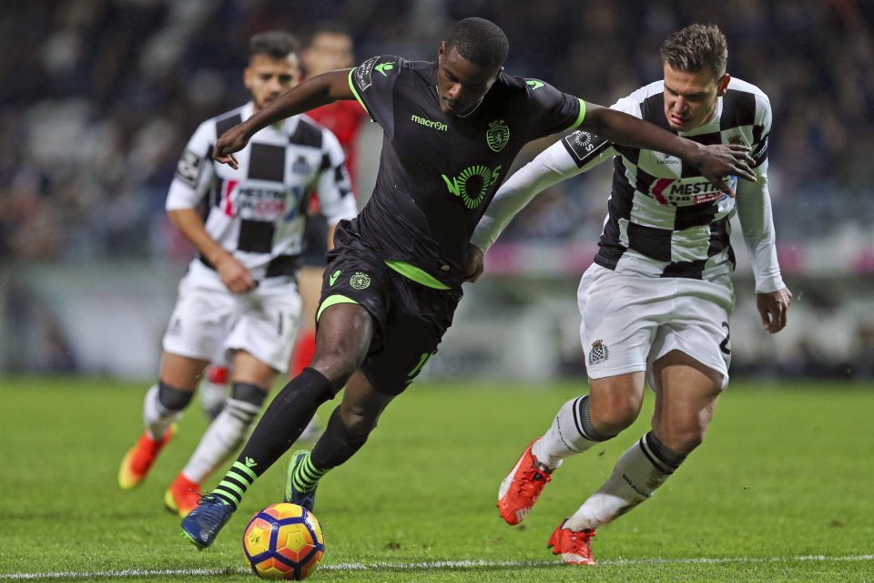  West Brom are keen on Sporting Lisbon star William Carvalho