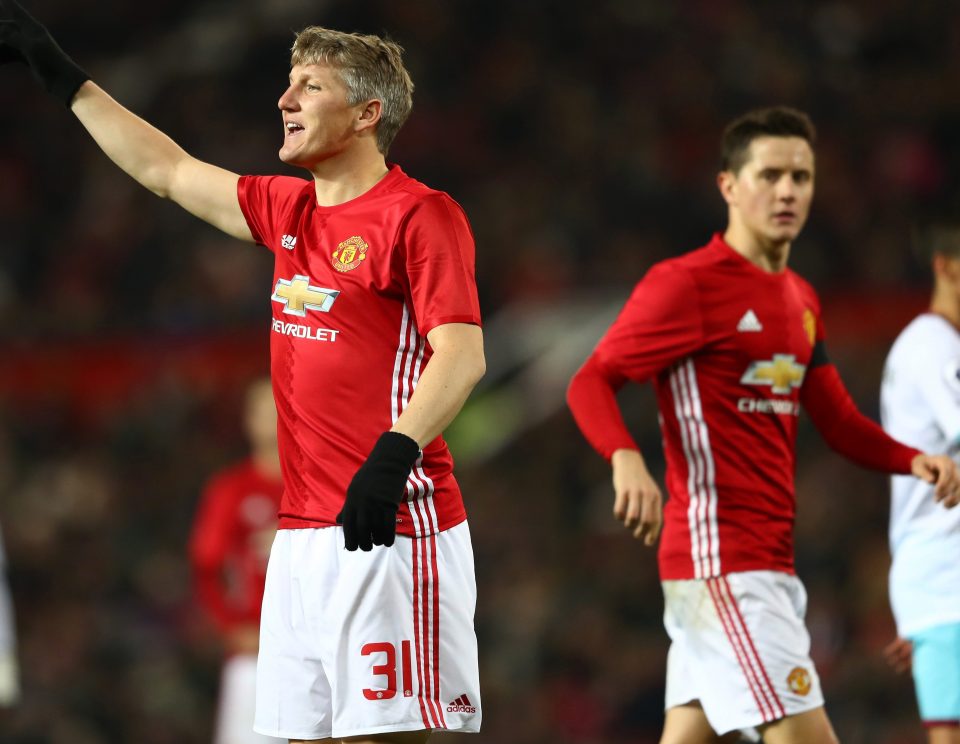  Schweinsteiger received a rapturous welcome from United fans