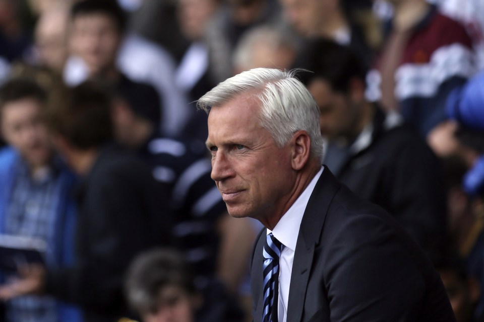  Alan Pardew is coming under increasing pressure at Palace