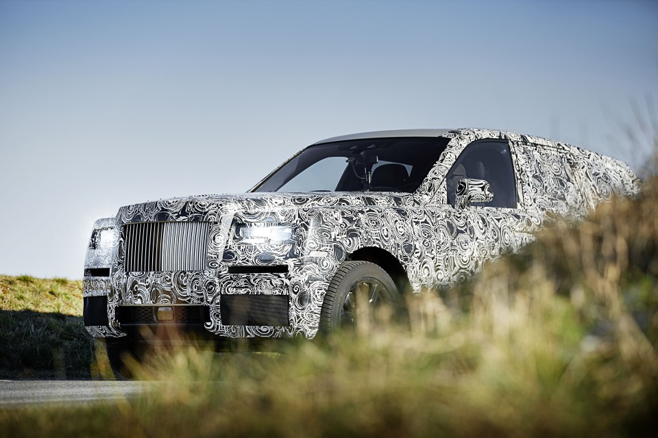  Luxuary car brand Rolls-Royce has unveiled new pictures of it's new 'all-terrain' model which is simply known as Project Cullinan