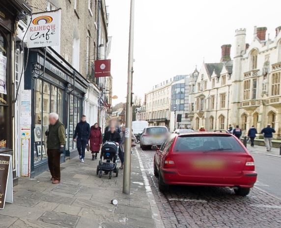  The cafe's owner has said the use of tallow in £5 notes is repulsive