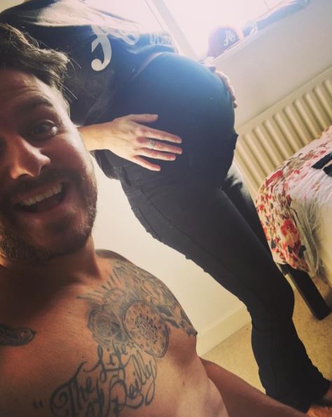  Dapper has been keeping fans up to date with the baby's progress - but drew the line at the labour