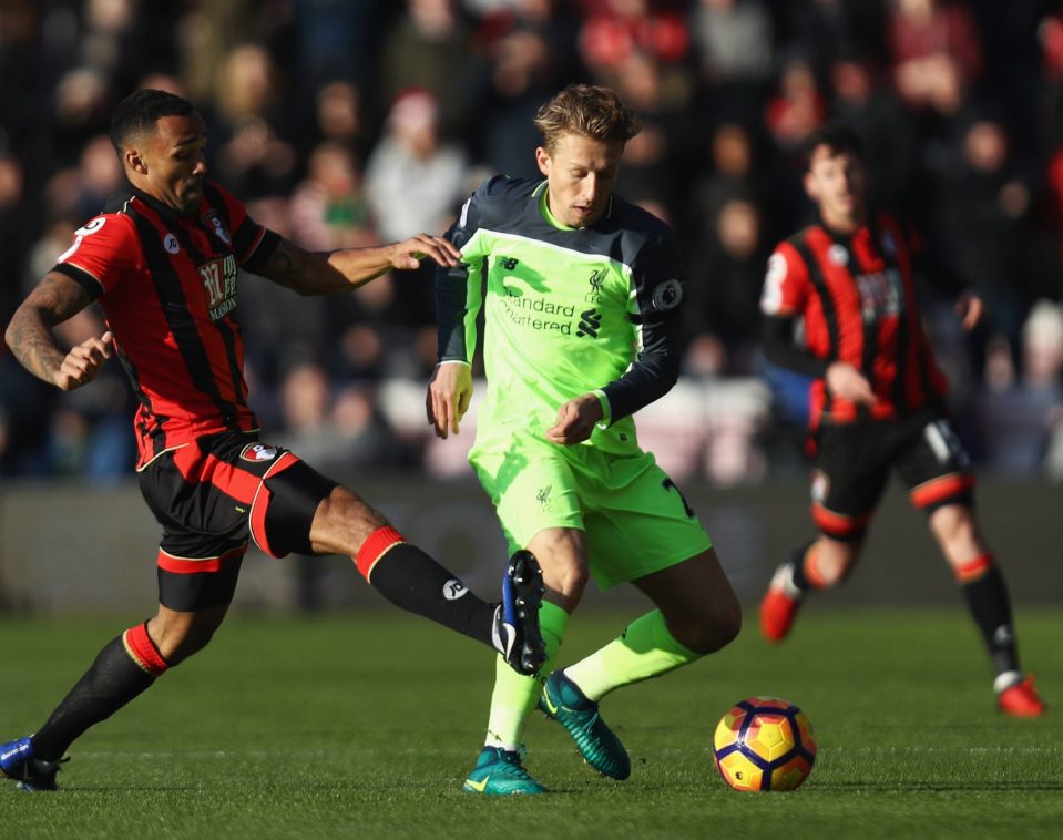  Lucas Leiva played at centre-back over Ragnar Klavan against Bournemouth