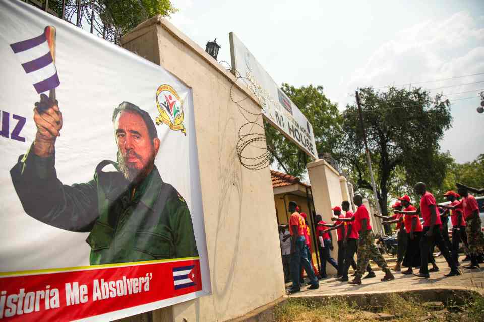  Members of the Red Army and the Sudan People's Liberation Movement (SPLM) march to mourn for the former Cuban president