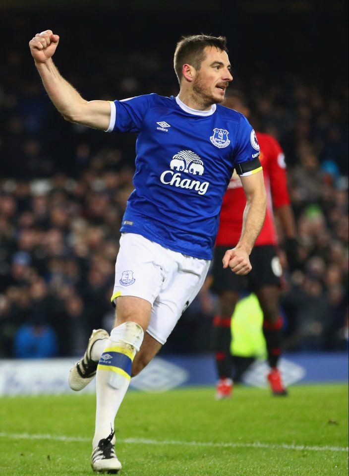  Leighton Baines tucked the spotkick away with ease