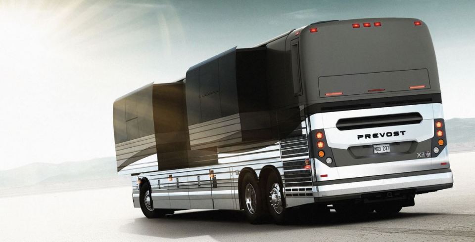  'Sleek and modern' . . . 2015 Prevost H3-45 VIP