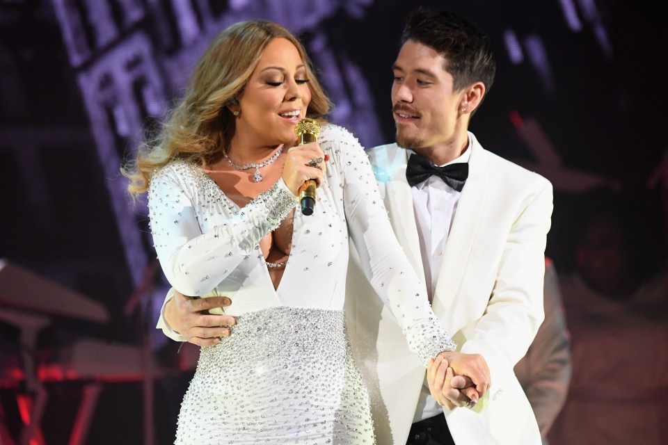  Mariah and Bryan performed together on Monday night