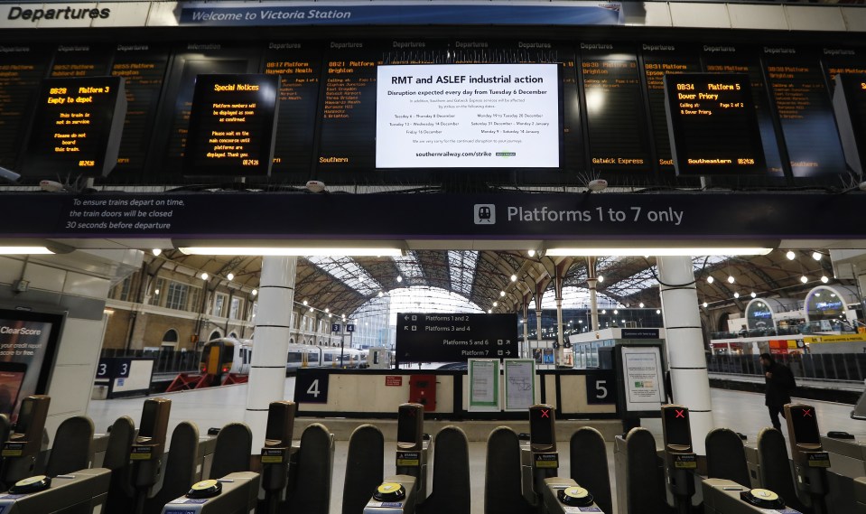  Commuters are warned of Southern Rail delays at Victoria station in London