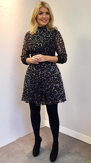  Holly Willoughby has sent fans into a frenzy with her £29.99 dress from New Look