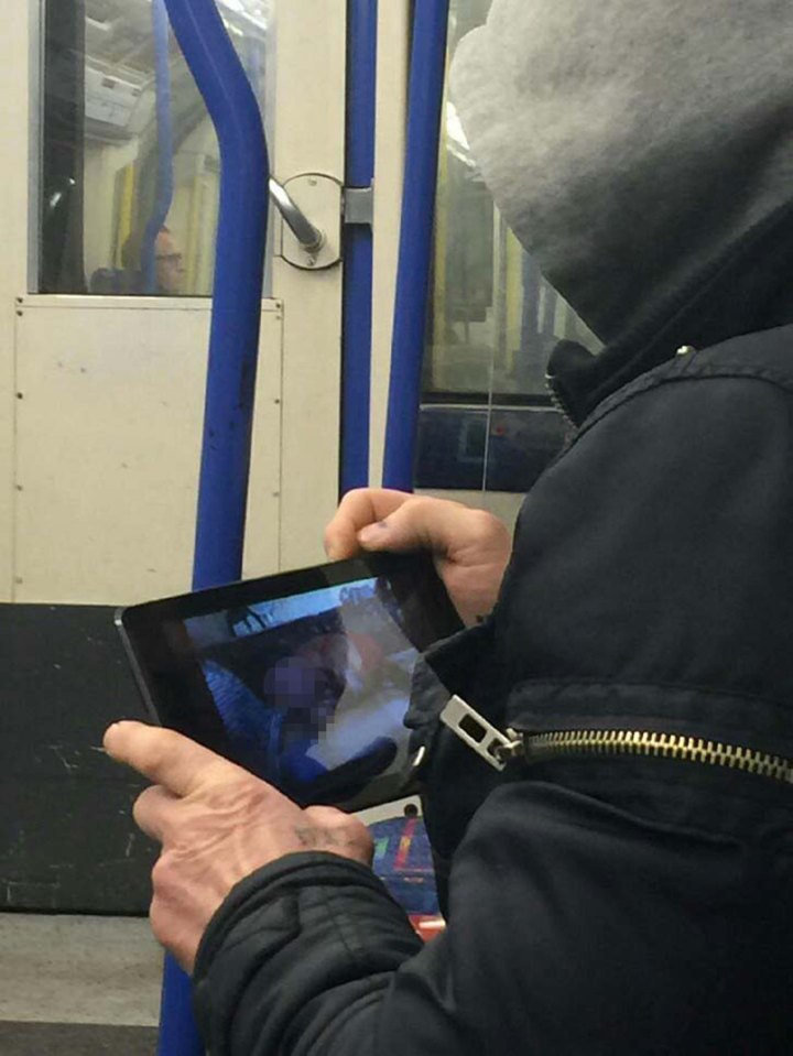 COMMUTER WATCHES PORN ON TUBE