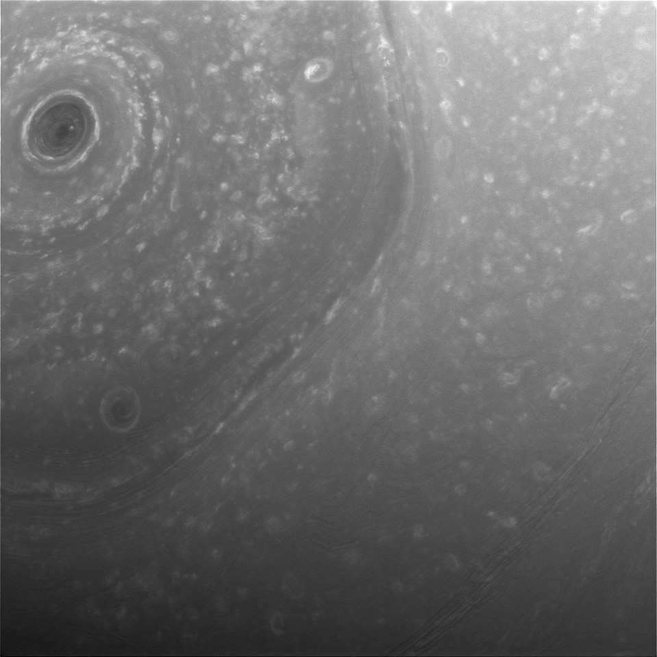  A close up of Saturn snapped by the Cassini probe