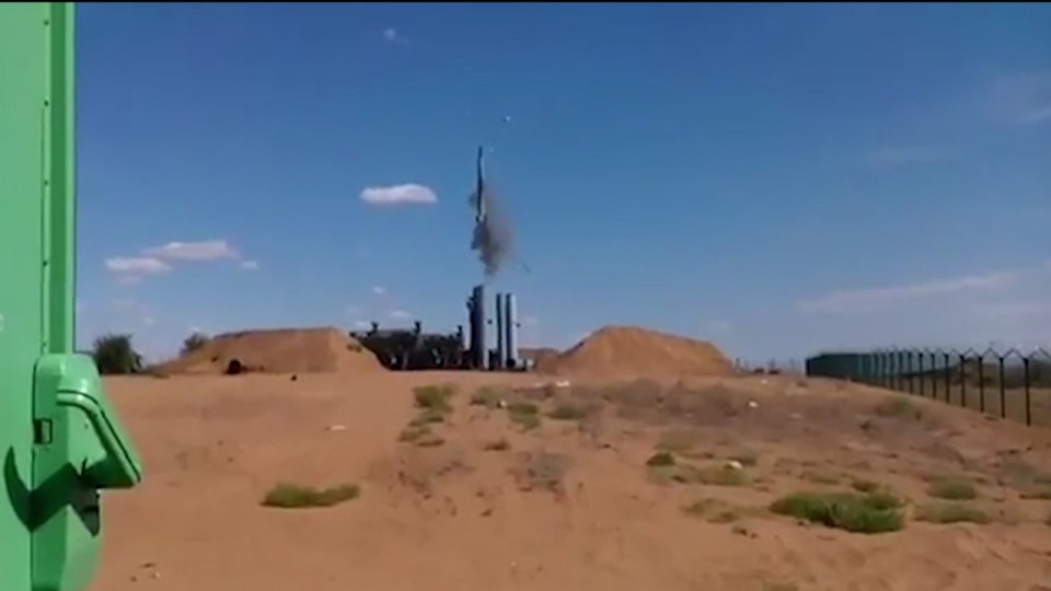  Footage of a missile test in Russia shows the rocket being launched from a pad