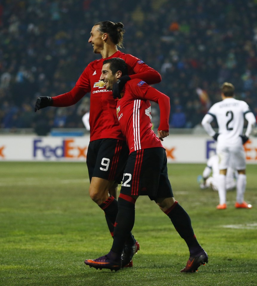  Goals from Henrikh Mkhitaryan and Zlatan Ibrahimovic gave United the win in Ukraine