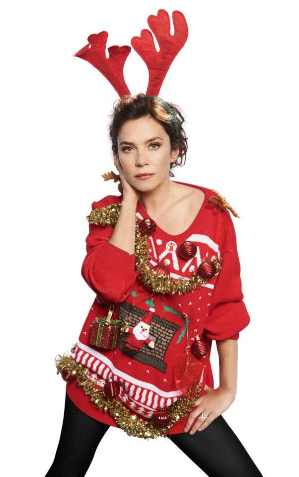  Anna Friel shows off a striking pose ready for Christmas Jumper Day