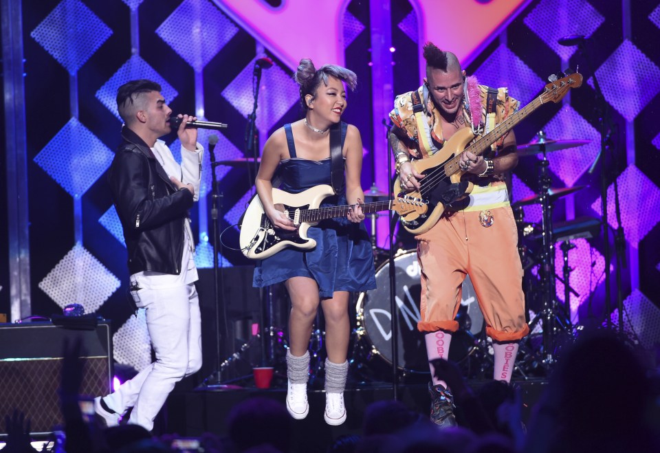  Joe Jonas and his band DNCE also performed on stage