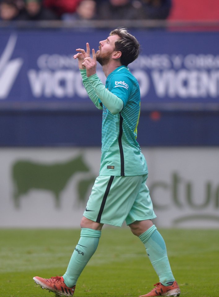  Lionel Messi's double made him the highest scorer in La Liga with 11