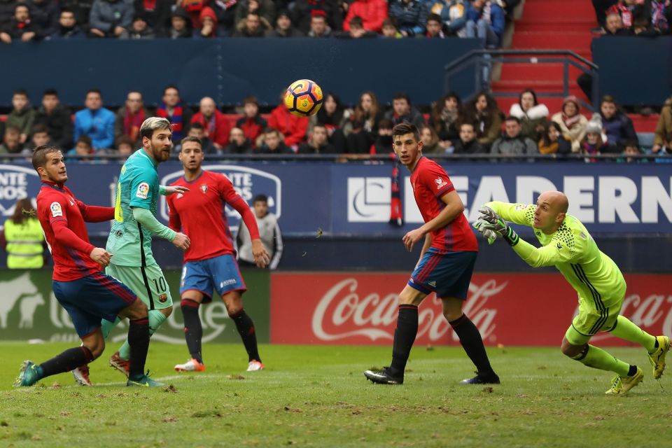  Messi scores the second with a brilliant flick