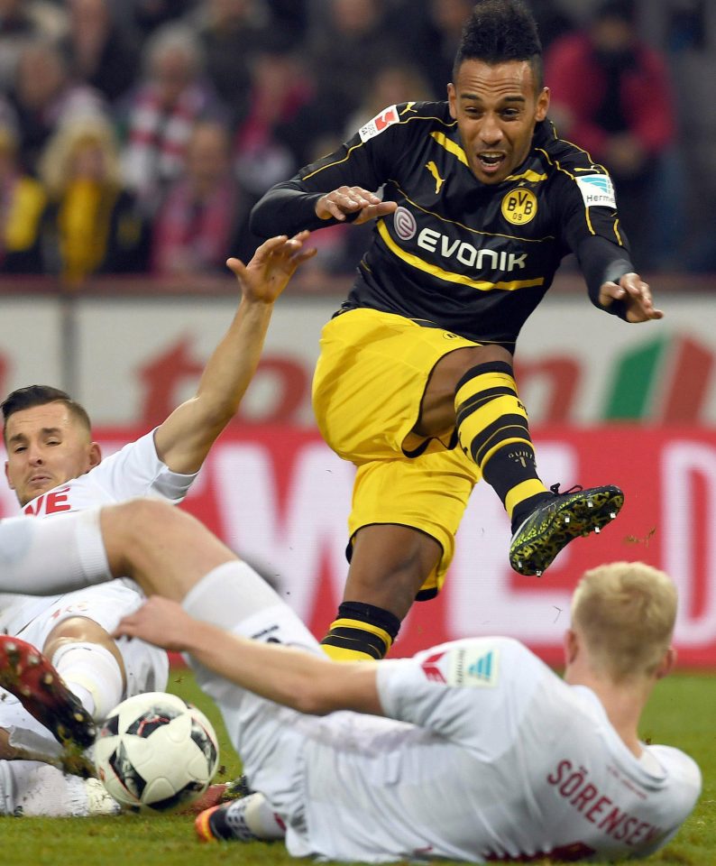  Pierre-Emerick Aubameyang has scored 100 goals in 165 games for Borussia Dortmund