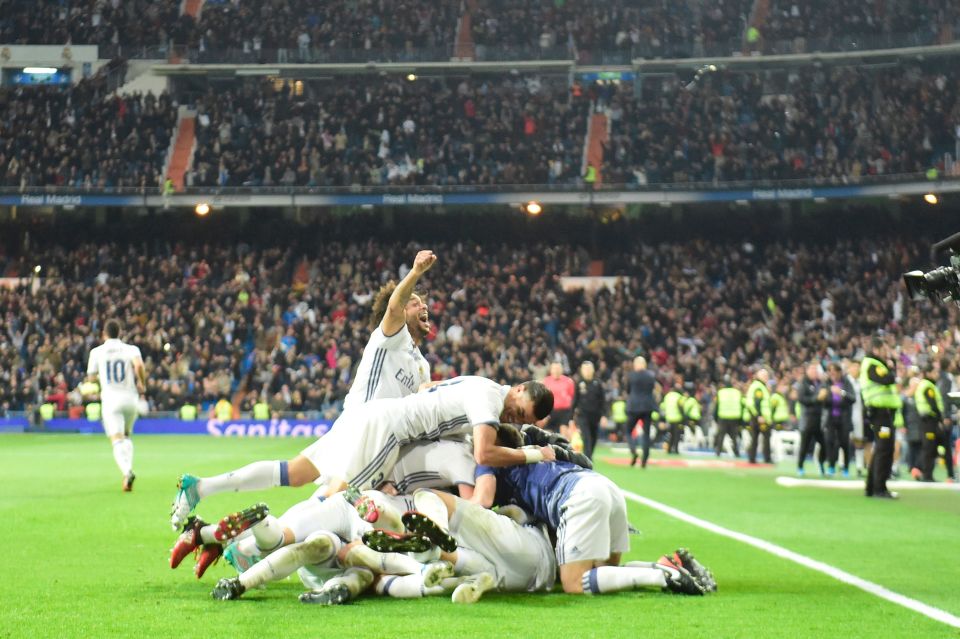  Real Madrid celebrate the dramatic winner