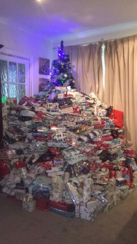  Emma has posted a picture of her 2016 tree in defiance of the haters