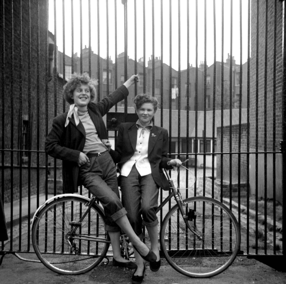  Elsie Hendon, 15, and Jean Rayner, 14, outside the Seven Feathers Club, where they did the popular Ted dance, The Creep