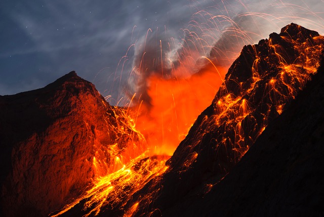  Martin Siering from Germany was given a special mention for his picture of an exploding volcano in the South Pacific Ocean nation of Vanuatu