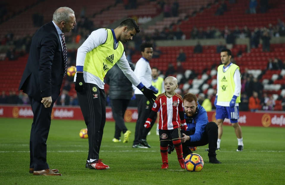 Bradley Lowery meets Chelsea's danger man Diego Costa before kick off